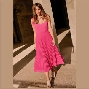Sezane Nissa Tie Strap Midi Dress in Fuschia / Pink